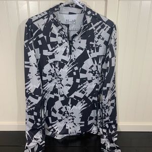 Women’s Large Under Armour Fitted Cool Gear Zip Up